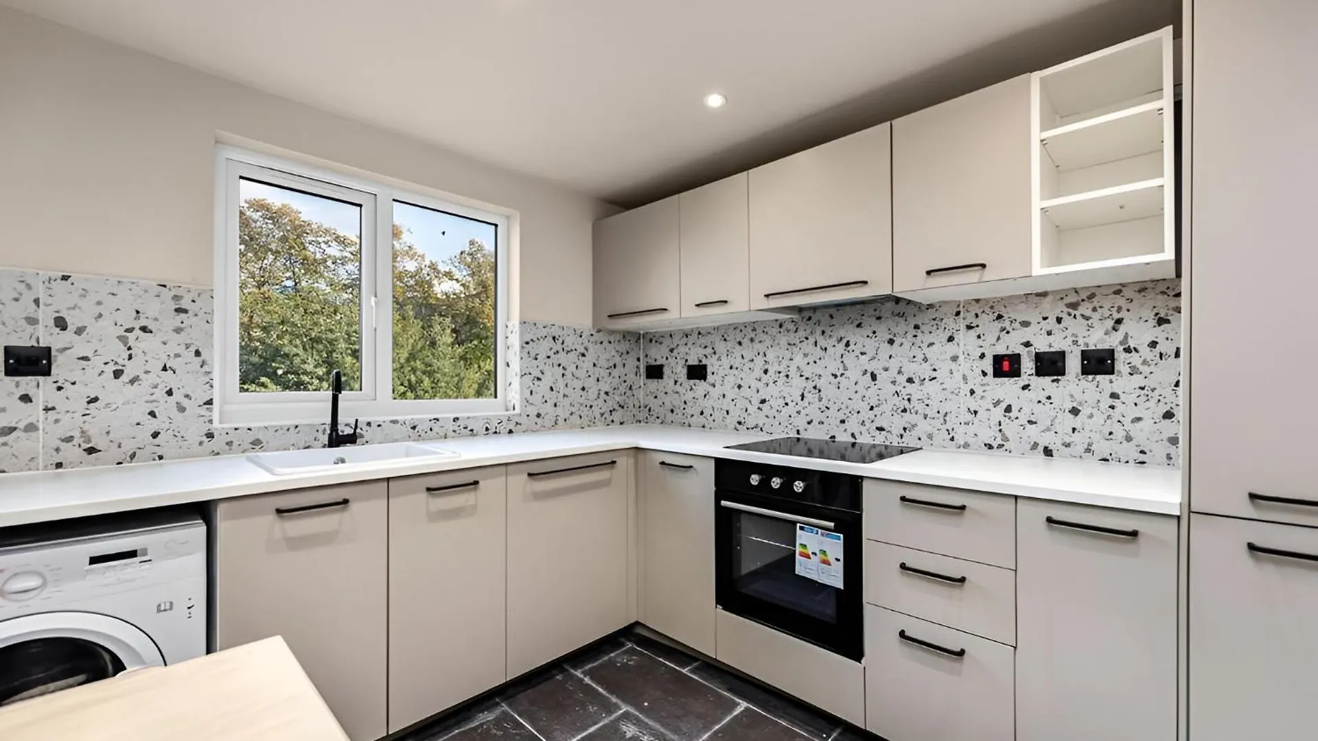 Radiant Studio Nook With Full Kitchen Londres 0*,  Royaume-Uni